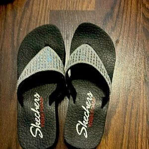 Skechers yoga mat sandal’s.